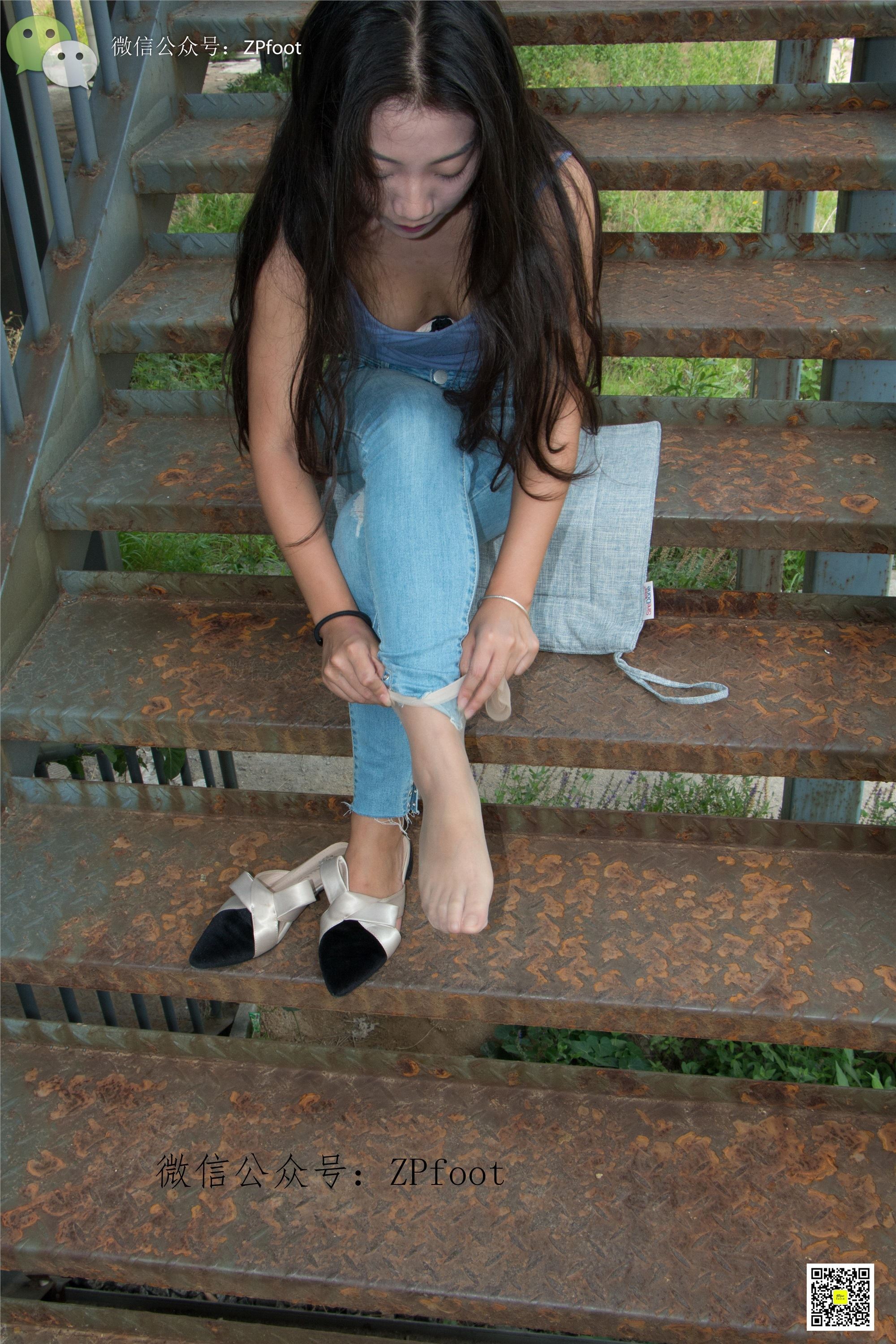 LSS山茶摄影 NO.010 芍药的短丝裸足